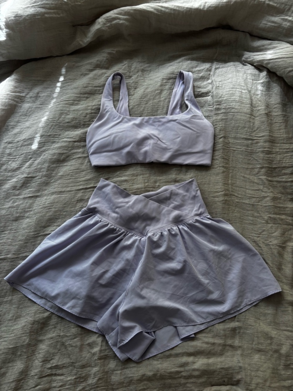 Aerie Offline Lilac Seamless Sports Bra and High-Waist Short Set